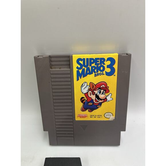 Super Mario Bros. 3 (Nintendo NES, 1990) Cartridge Only With Sleeve - Picture 4 of 7